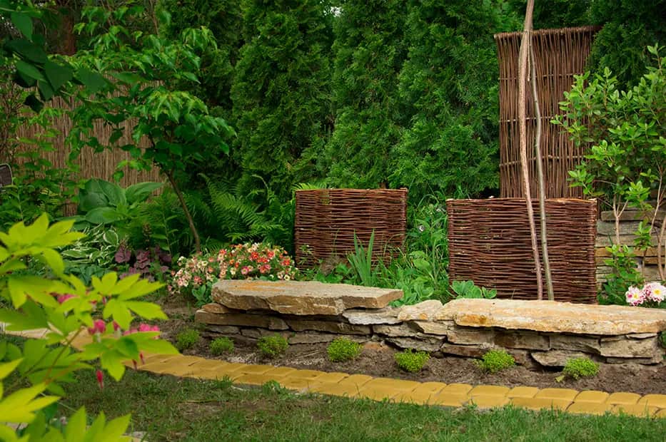 Jak zrobić ozdoby z wikliny do ogrodu - proste techniki i pomysły