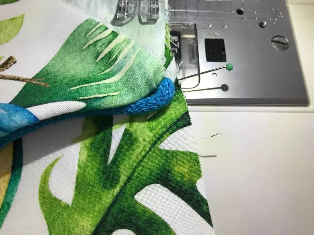 Jak uszyć budkę do wózka – proste kroki, aby uniknąć błędów