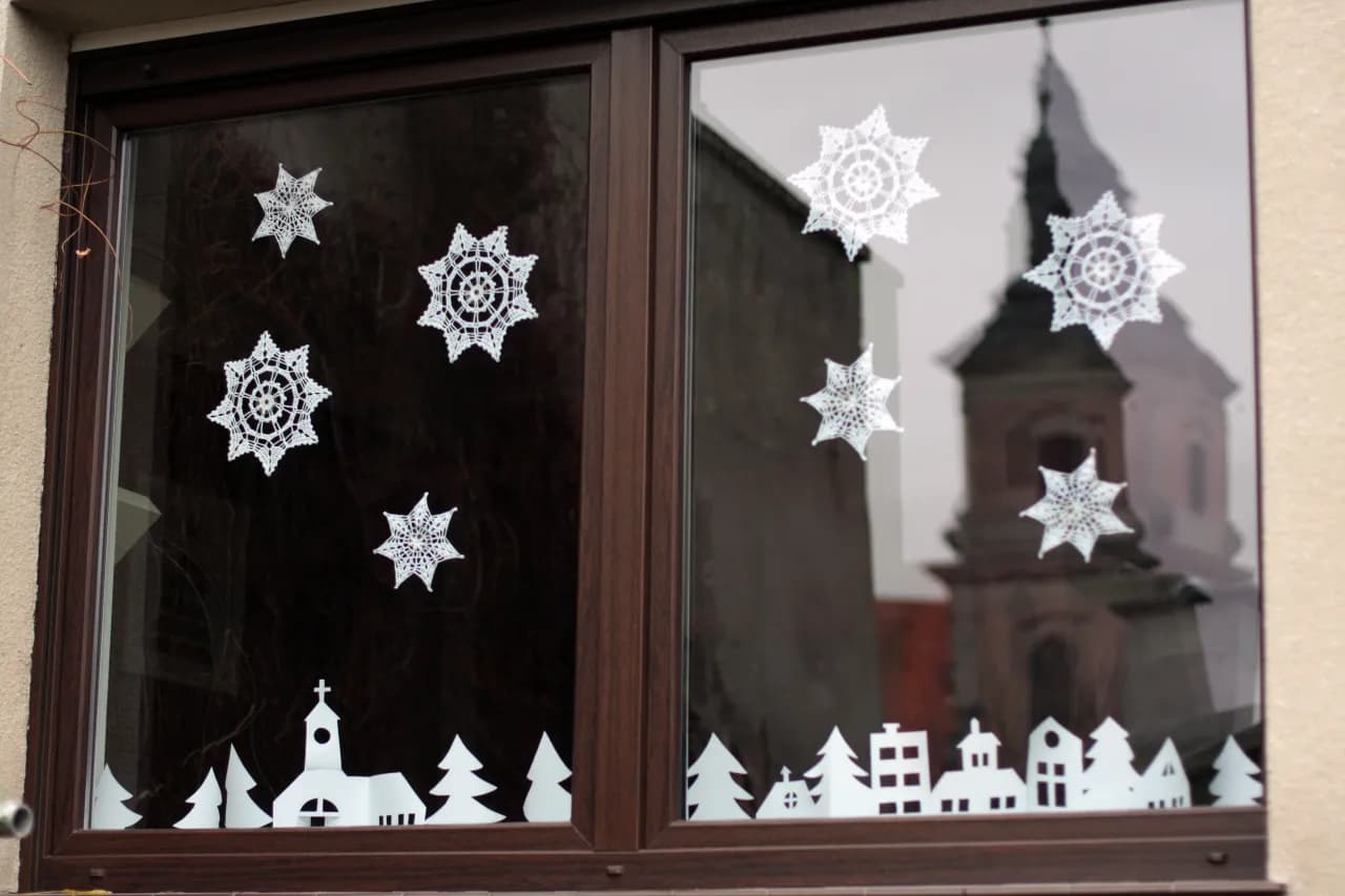 Ozdoby do firan jak zrobić: kreatywne pomysły, które zaskoczą każdego